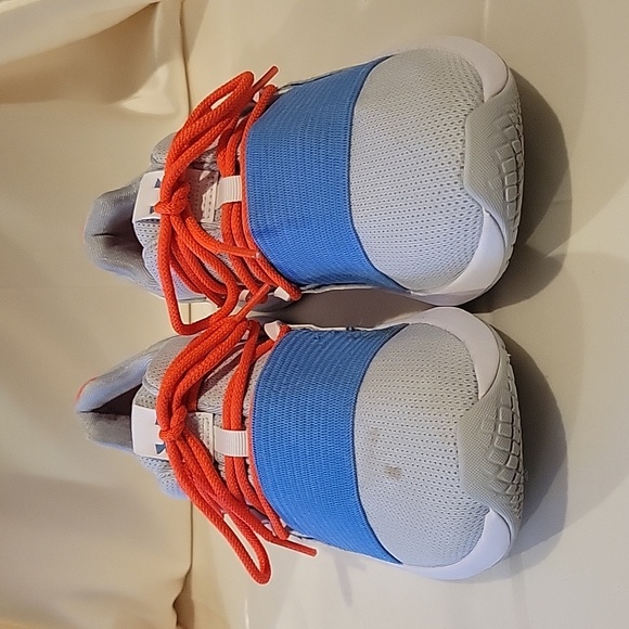 UA Under Armour Breathe, Sz 6.5 - Picture 1 of 6